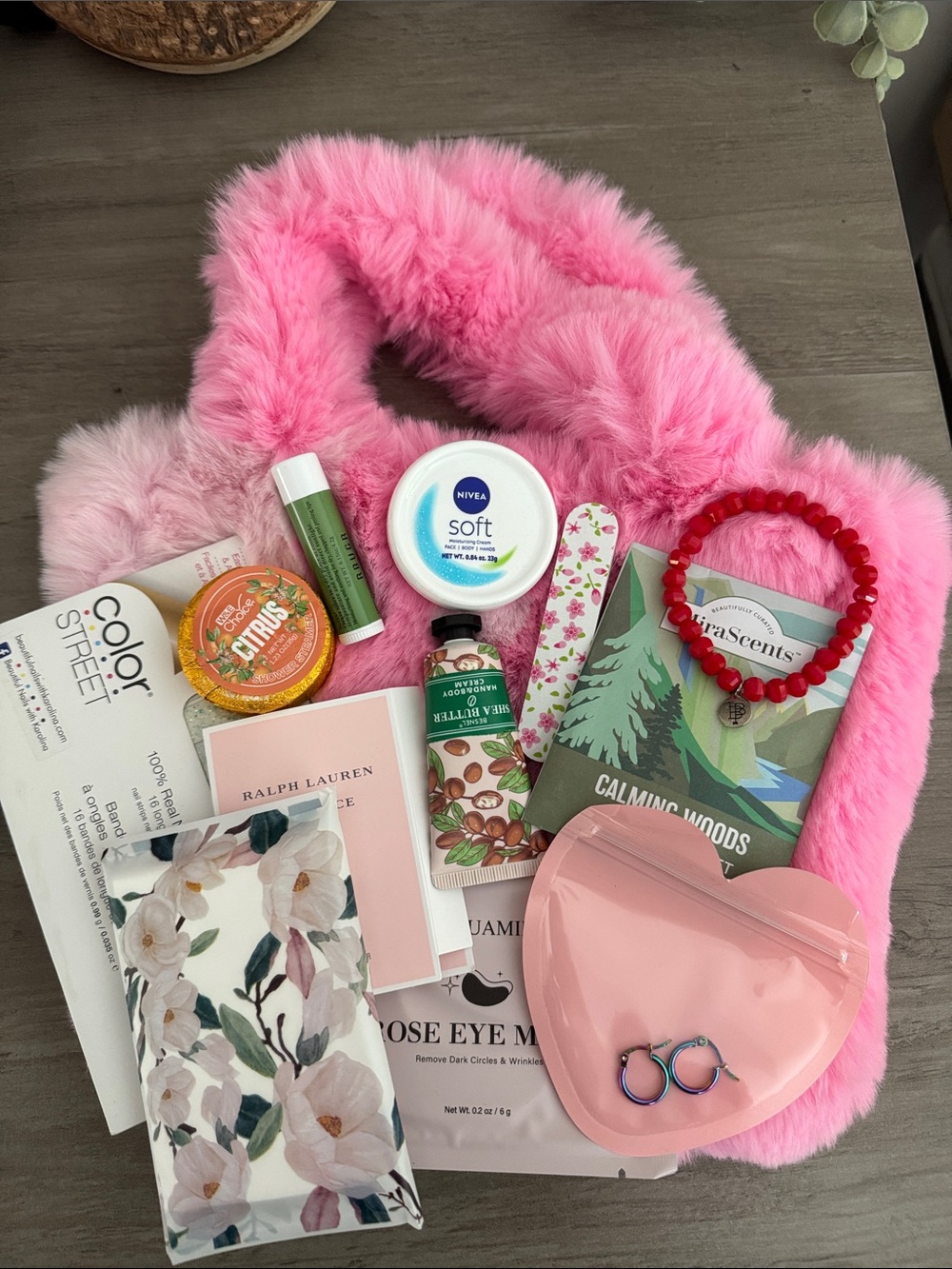 Color Street Pink Faux Fur and Floral Nail Wraps Gift Set